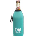 Neoprenový termoobal na skleněnou a PET láhev 0,5l potisk I love Prague mint srdce white
